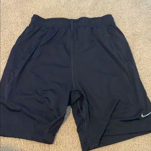 nike black basketball shorts